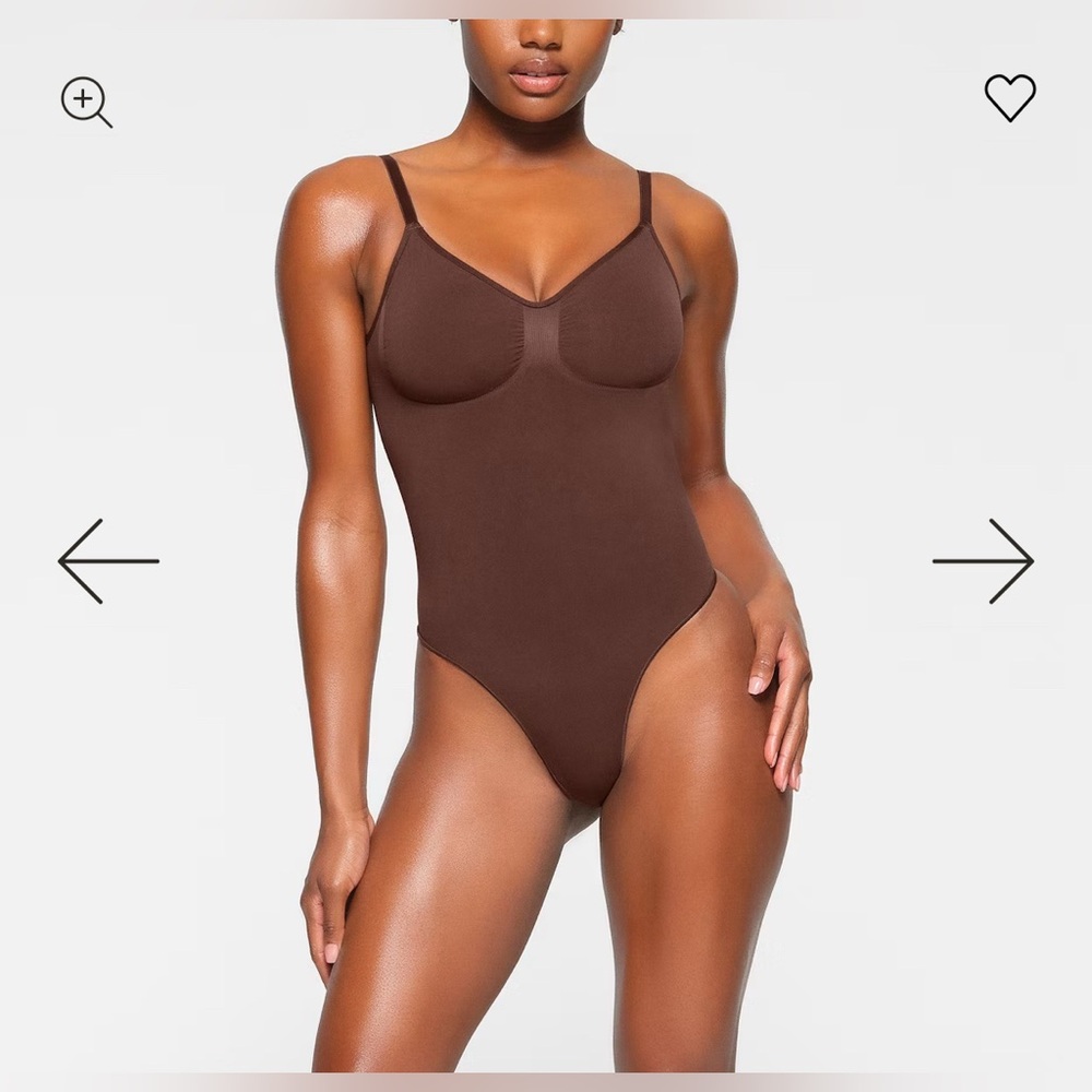 Skims Seamless Sculpt Low Back Thong Bodysuit